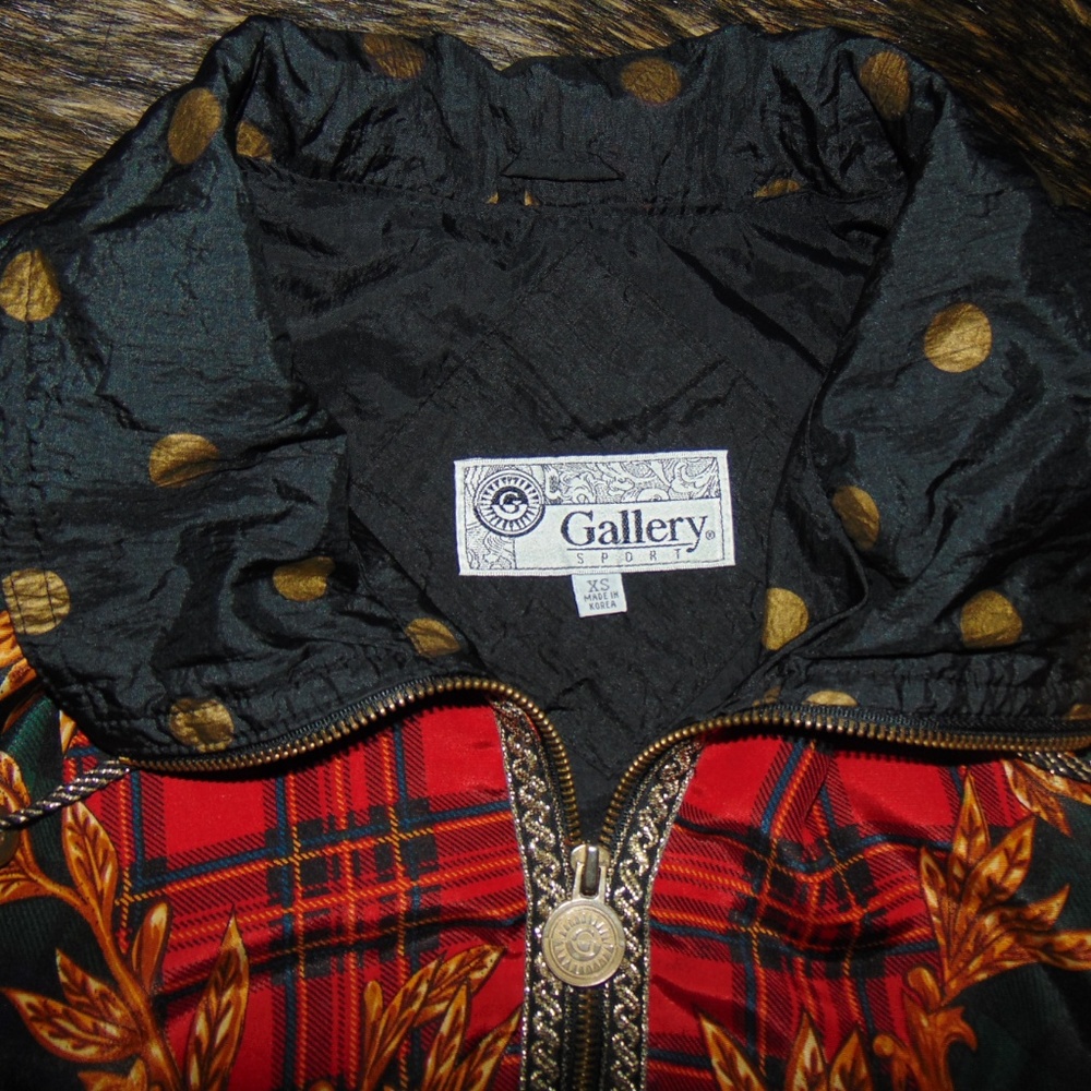 Vintage Gallery Black/Gold Bomber Jacket (XS) - Picture 7 of 7